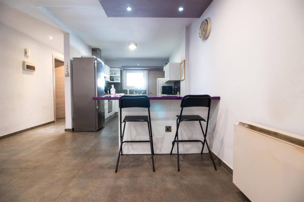 2-Bedroom Appartment In Center ニコシア エクステリア 写真