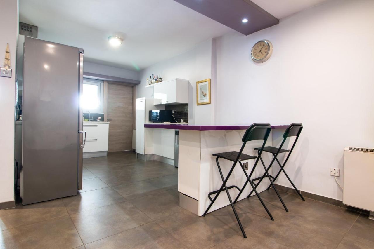 2-Bedroom Appartment In Center ニコシア エクステリア 写真